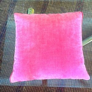 Pink velvet pillow with tomato red border piping. 22x22”. Like new.